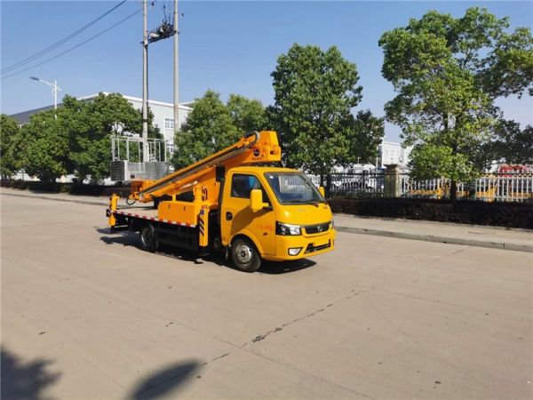 国六东风途逸16米高空作业车 高效安全，城市建设的得力助手